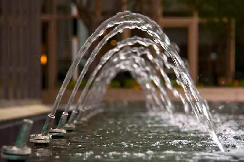 Причины слабого напора воды на алматинском фонтане «Неделька» назвал архитектор
