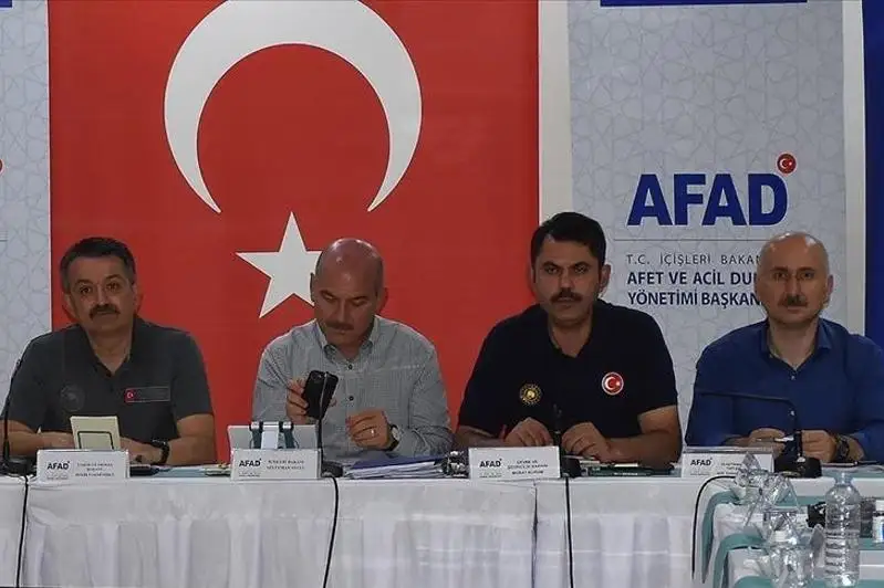 Túrkııadaǵy orman órtteriniń eldi mekenderge qaýpi joıyldy – mınıstr