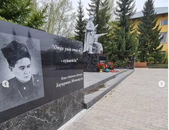 Şýchedegi soǵys ardagerleriniń memorıaldyq eskertkishi jańartyldy