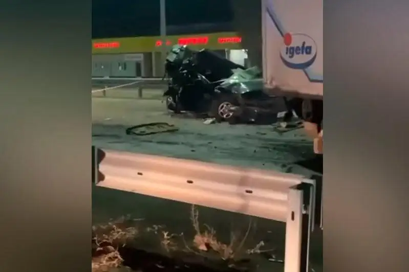 Грузовик врезался в легковушку в Капшагае: один человек погиб