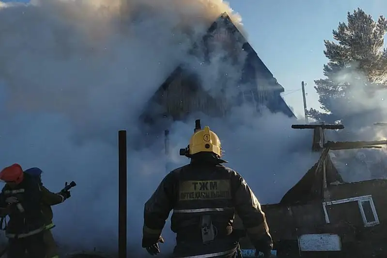 44 человека спас из огня за три года акмолинский пожарный