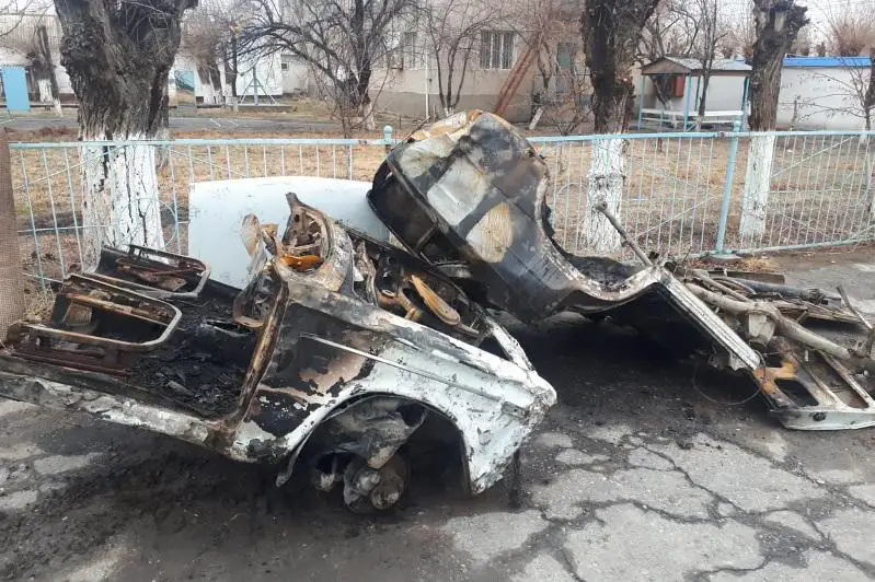 Подозреваемых в угоне и поджоге авто задержали в Туркестанской области