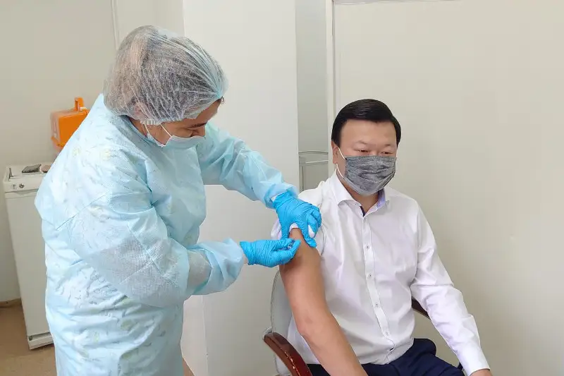 Алексей Цой привился от гриппа