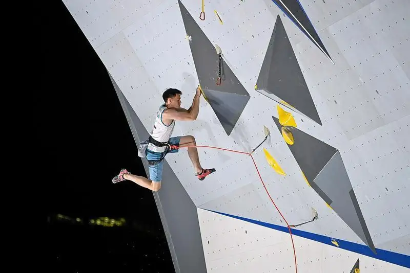 Этапы Кубка мира по спортивному скалолазанию в Китае отменены из-за КВИ