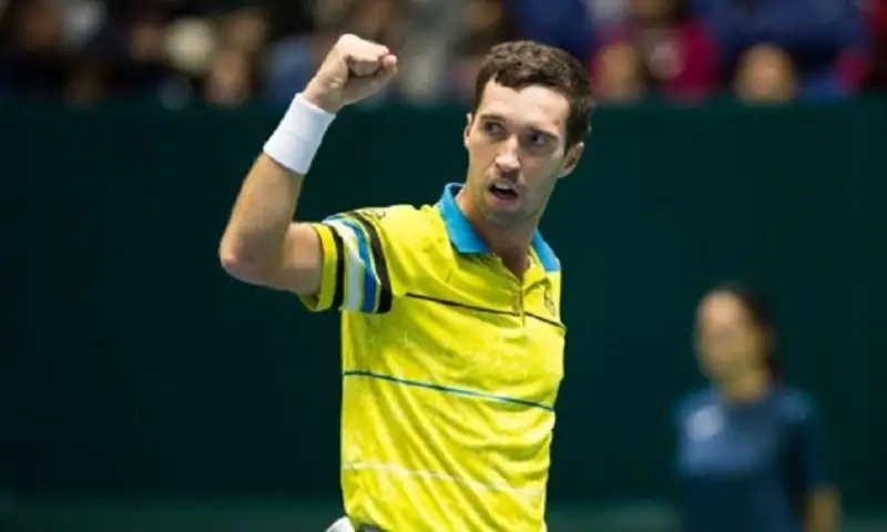 Казахстанский теннисист пробился в основную сетку ATP 250 в Истбурне