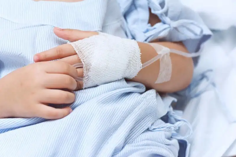 Koronavırýs juqtyrǵan 108 bala emdelýde - Almaty