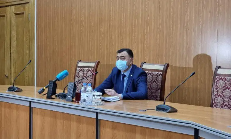 Цены на хлеб, газ и ГСМ обсудили в акимате Семея