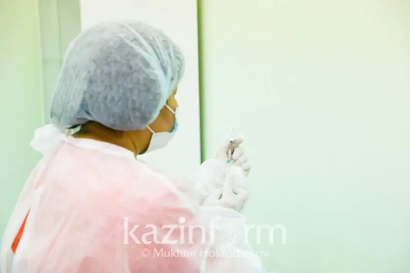 Более 2,5 млн человек полностью провакцинировались от КВИ в Казахстане
