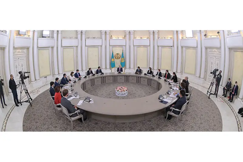 ҚР Президенті ірі қаржы құрылымдарының және банктер басшыларымен кездесті