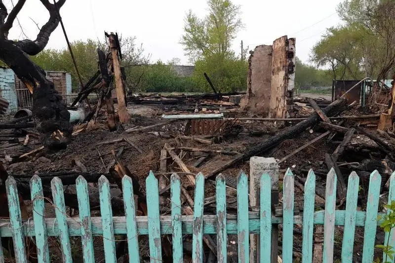 Нетрезвый мужчина поджег дом своей знакомой в СКО