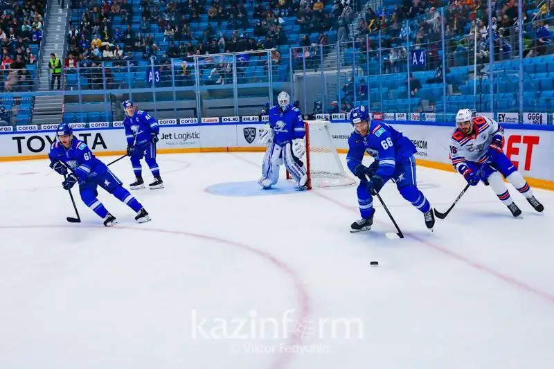 «Барыс» на выезде сыграет с «Сибирью»