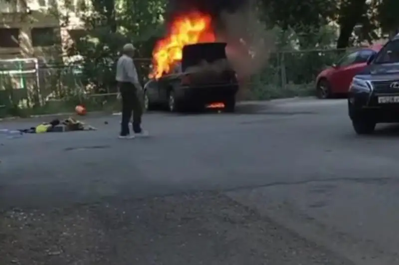 Автомобиль сгорел в Семее