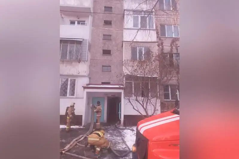 Пожар произошел в многоэтажке в Алматы: был спасен пожилой человек, его сын погиб