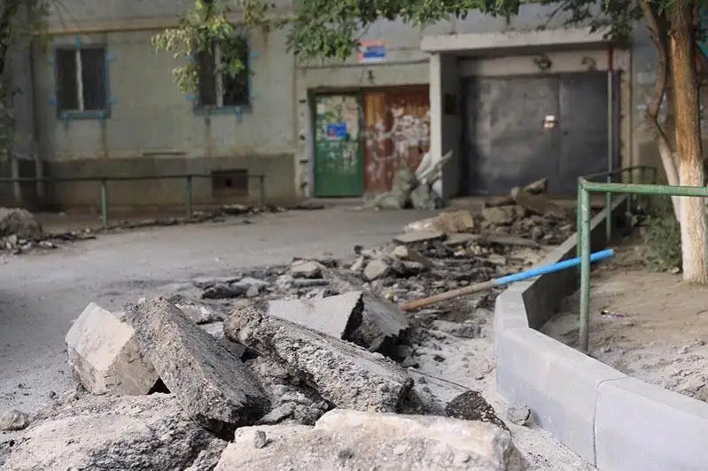 220 дворов отремонтируют в Актобе в этом году