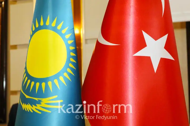 Новый Казахстан со старыми дипотношениями