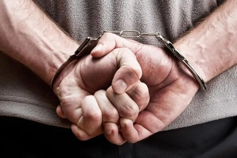 Повредивших чужие авто хулиганов арестовали в Алматы