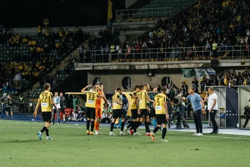 «Кайрат» обыграл «Црвену Звезду» в отборочном раунде Лиги чемпионов УЕФА