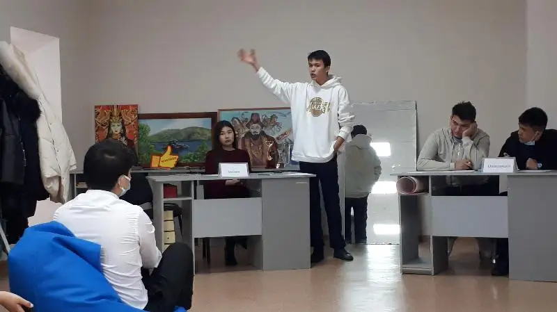 Aqtóbelik jastar aldaǵy josparymen bólisti