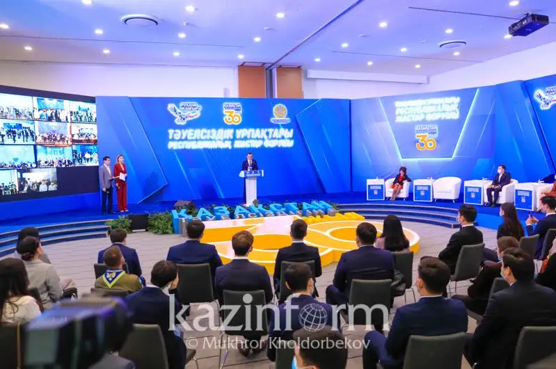 Спикер Сената вручил государственные премии «Дарын»