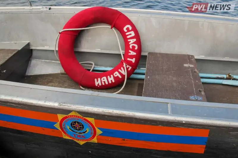 Павлодарец с двумя детьми едва не утонули в Иртыше