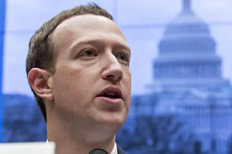 Глава Facebook ответил на обвинения о нанесении ущерба психике подростков