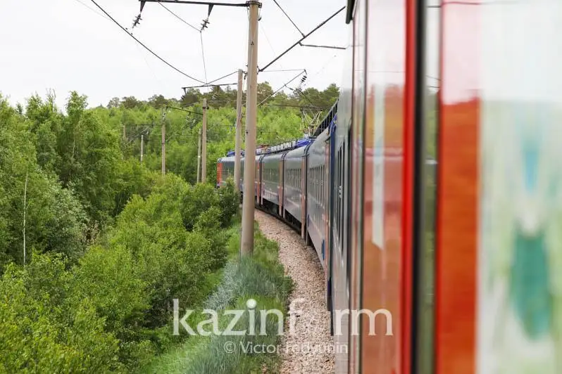 Дополнительные поезда из Алматы-2 запустят в Мангыстау и Семей