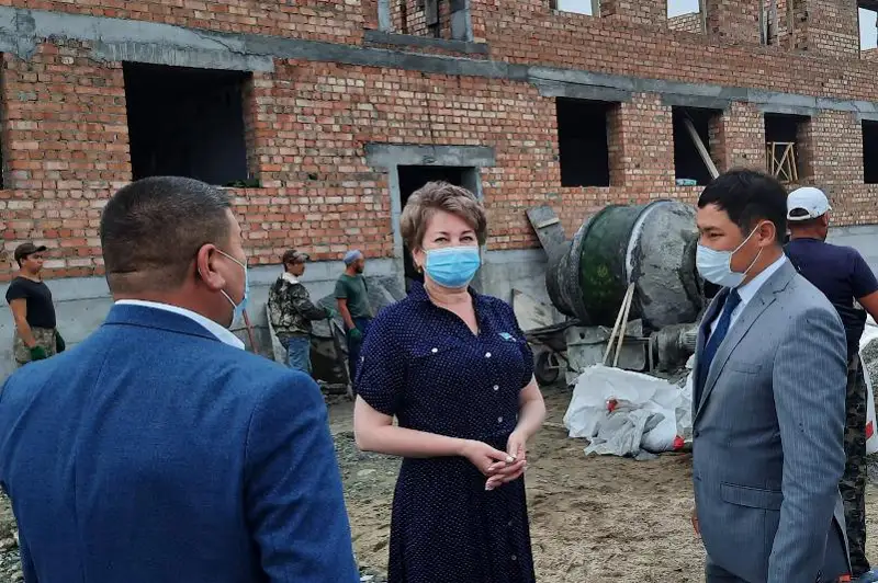 Сенатор Ольга Булавкина встретилась с сотрудниками медучреждений ВКО