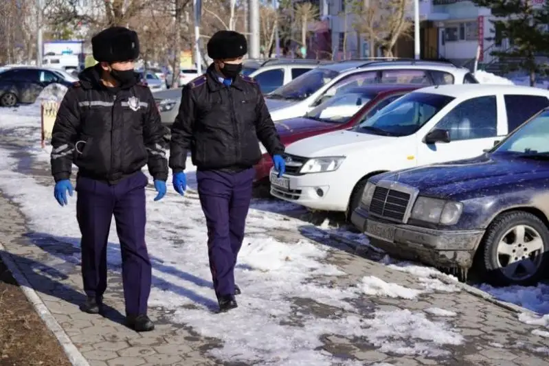 Более 800 полицейских ежедневно заступают на охрану порядка в Костанайской области