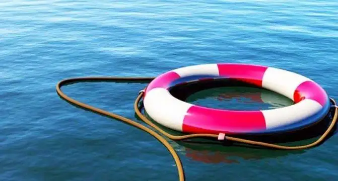 Шестилетний ребенок чуть не утонул на глазах отца в Атырау