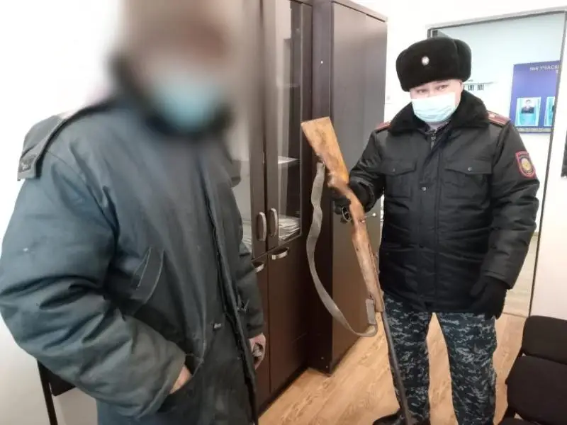 Добровольно сдал ружьё житель Павлодарской области