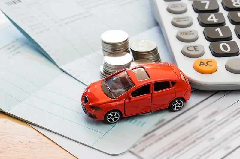 Долг казахстанцев по налогу на транспорт превысил 30 млрд тенге