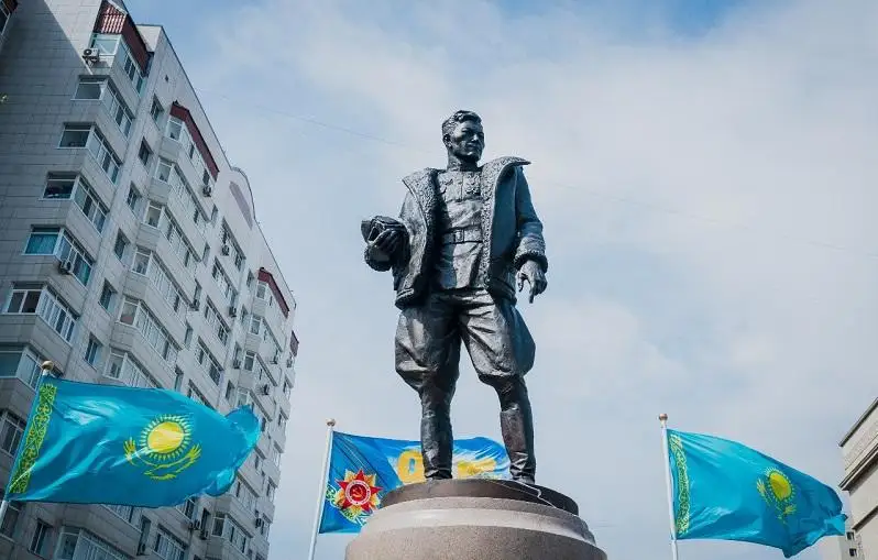 Какие памятники появились в Нур-Султане в 2021 году