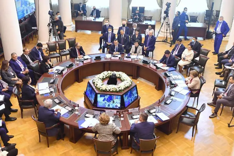 Senatorlar TMD PA-nyń plenarlyq otyrysyna qatysty