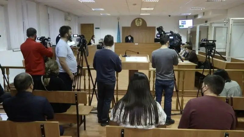 Qanat Mýsın jýrnalısterdiń sot protsesterin jarııa etýine tyıym salý týraly pikir bildirdi