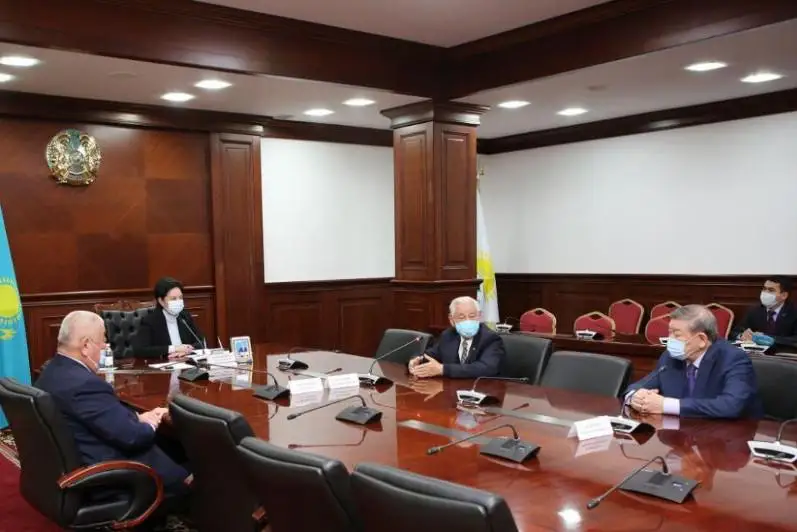 Gúlshara Ábdiqalyqova zııaly qaýym ókilderi jáne ardagerlermen kezdesti