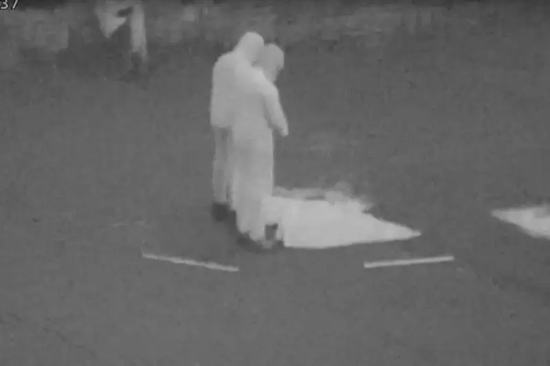 Almaty ortalyǵynda lańkester namaz oqyp jatyr - qańtardaǵy oqıǵanyń jańa kadrlary paıda boldy