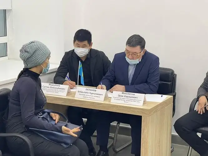 На вопросы многодетных матерей ответили члены Общественного совета Караганды