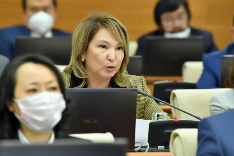 Включить детей-сирот в участники жилищной программы «Бақытты отбасы» предлагают депутаты