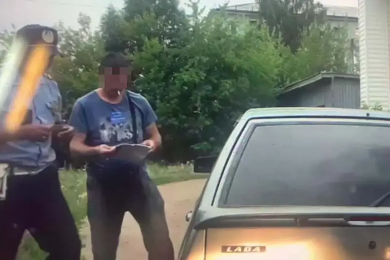 Пьяный автомобилист с поддельными правами остановлен в Петропавловске