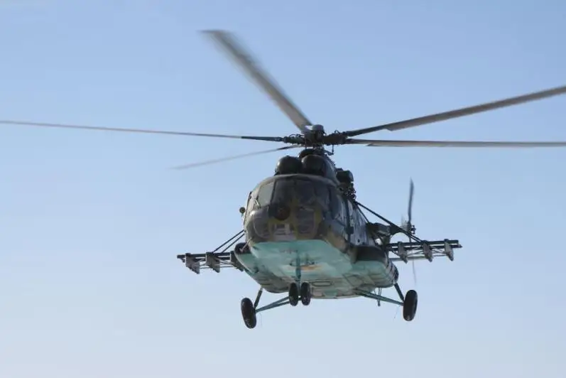 Казахстанские военные летчики совершенствуют мастерство в сложных метеоусловиях