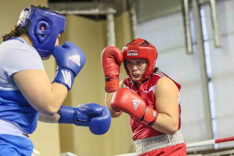 Сколько казахстанок выступит в финале чемпионата Азии по боксу