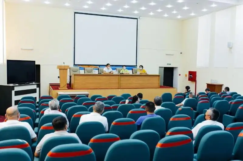 Трудовые коллективы Жанаозена встретились с эпидемиологами