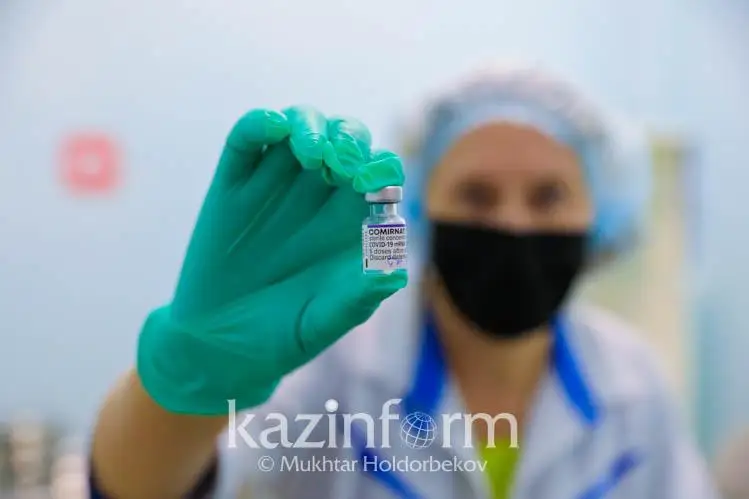 Almatyda 15 myńnan astam adam Pfizer vaktsınasyn aldy