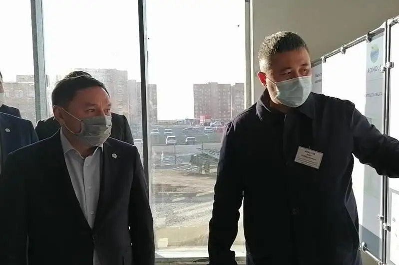 Учить ходить акмолинцев после инсульта будут роботы в Кокшетау