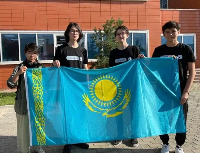 Четыре медали завоевали казахстанские школьники на Международной олимпиаде по химии