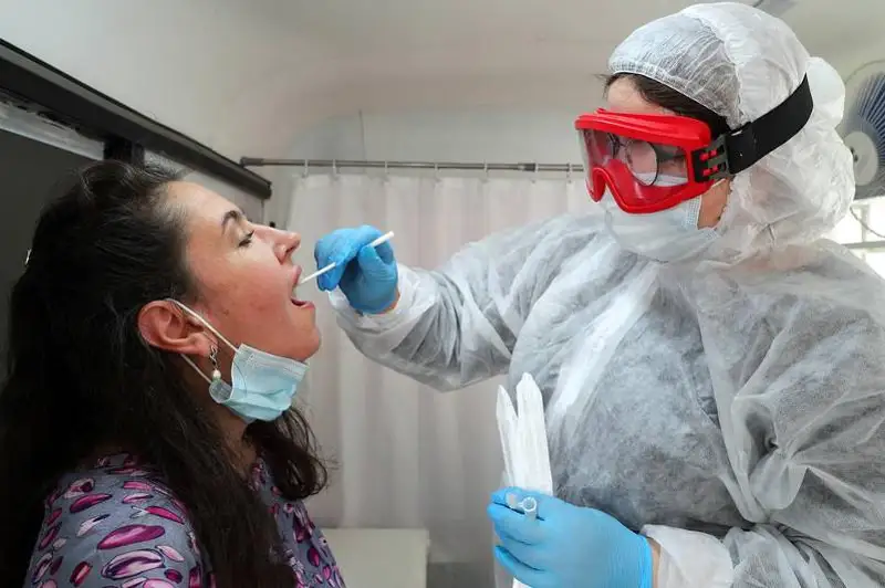 В Москве при ОРВИ будут делать обязательный экспресс-тест на антиген к коронавирусу