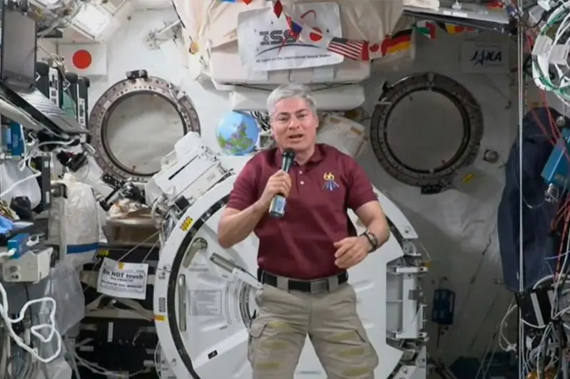 Астронавт NASA поздравил Казахстан с Днем Независимости с МКС