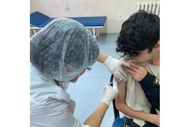 Как проходит вакцинация Pfizer-ом в поликлинике Алматы