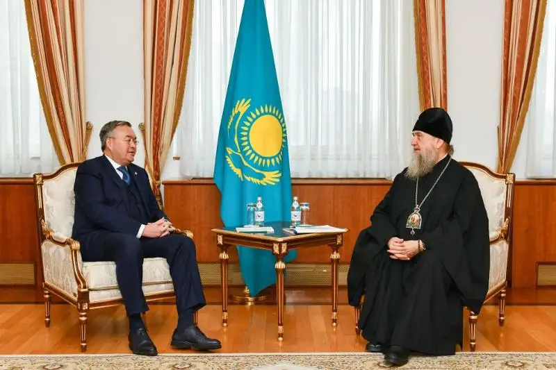 Muhtar Tileýberdi Astana jáne Qazaqstan Mıtropolıtimen kezdesti