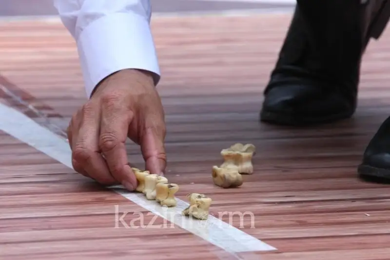 Nur-Sultanda ulttyq mektep sport lıgasy ótip jatyr